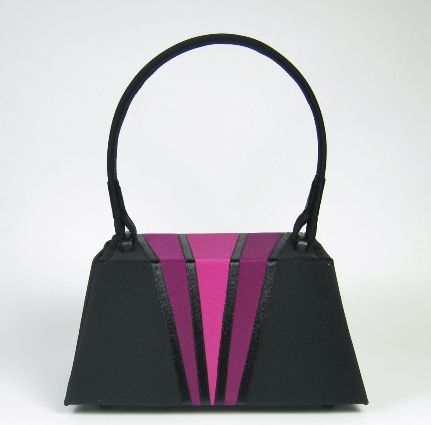 Deco Purse - Black with Hot Pink