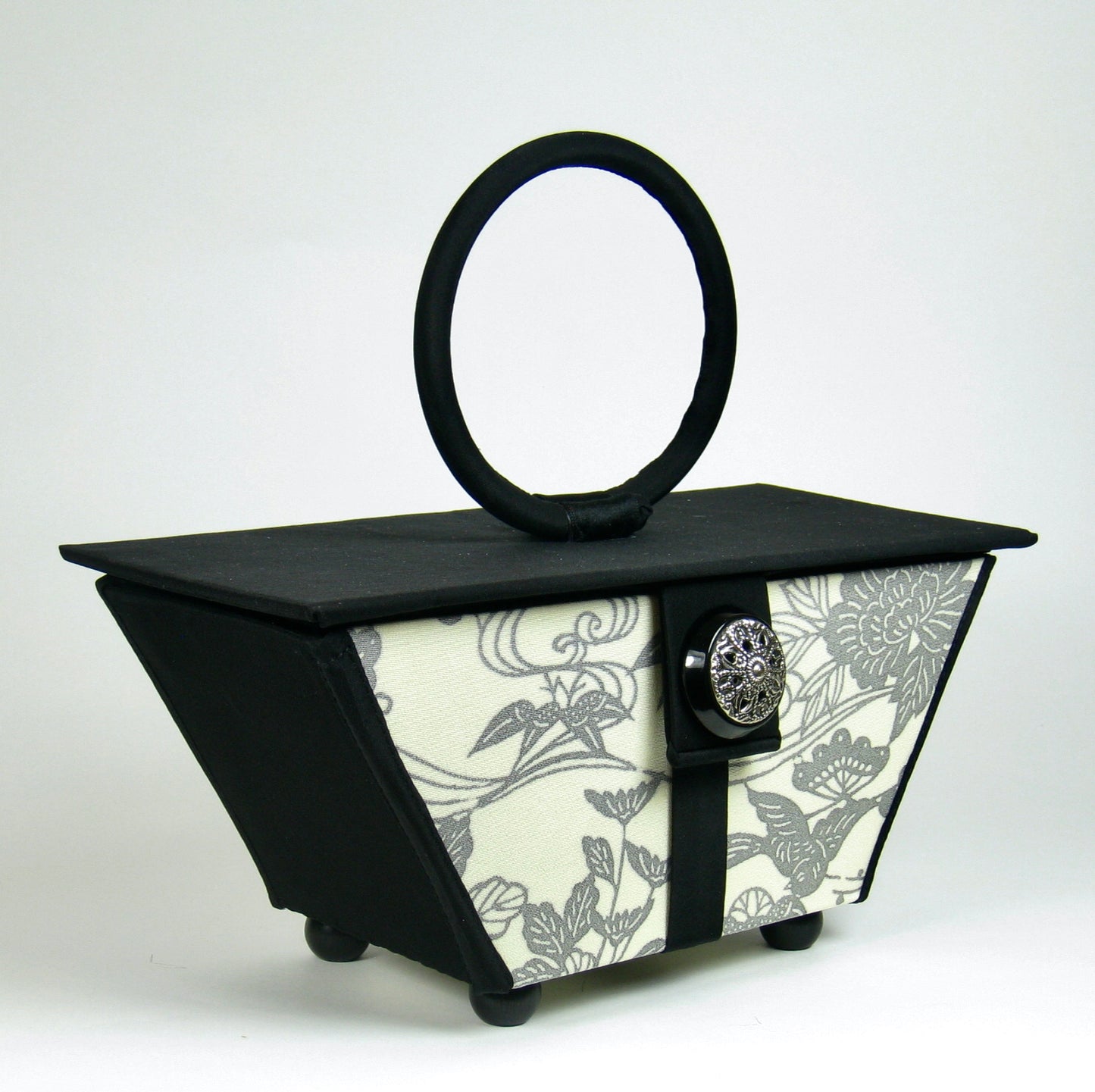 Kimono Purse - White and Grey Patterned