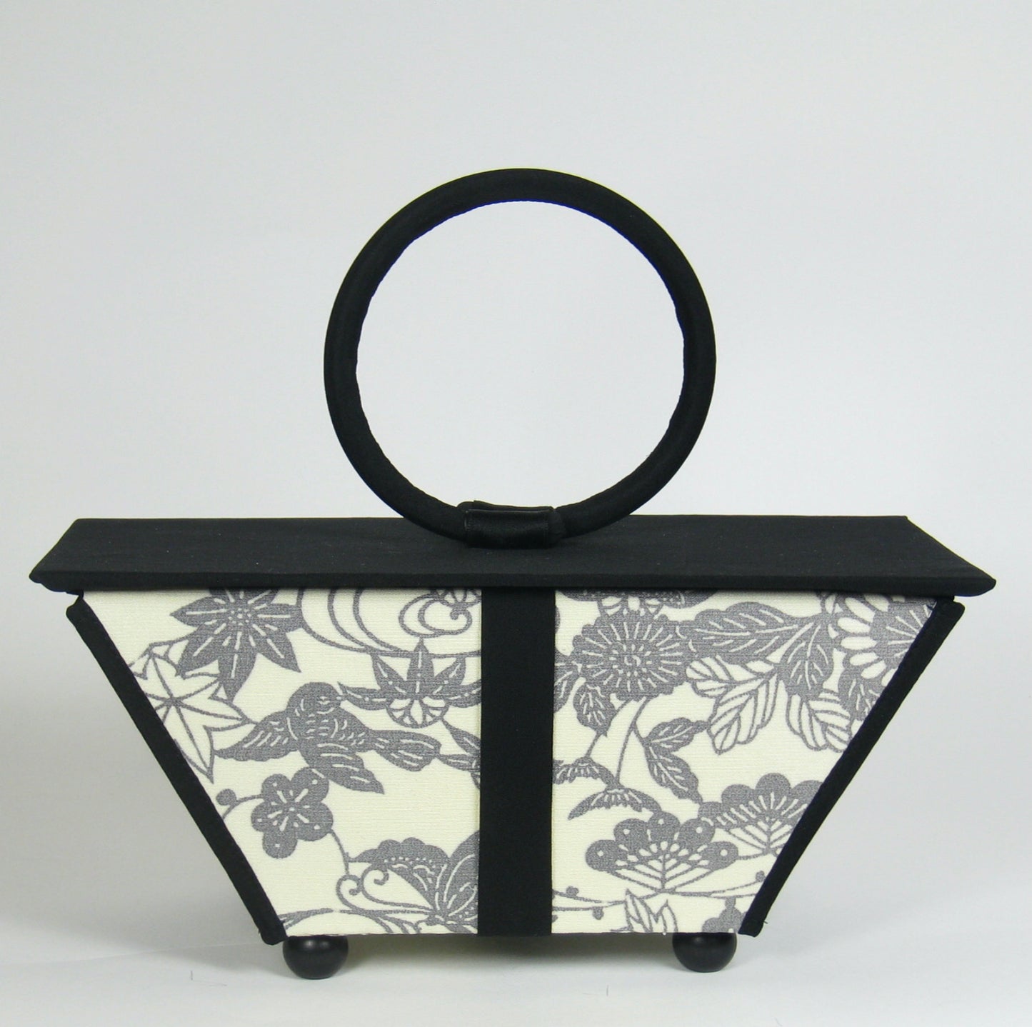 Kimono Purse - White and Grey Patterned
